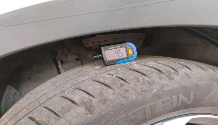 2020 Hyundai VENUE SX PLUS 1.0 TURBO DCT, Petrol, Automatic, 97,443 km, tyre