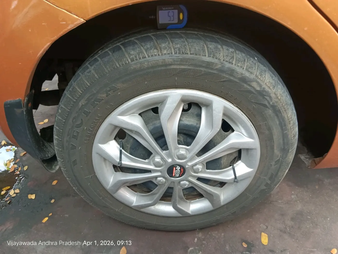 2012 Nissan Micra XV DIESEL, Diesel, Manual, 16,83,783 km, tyre