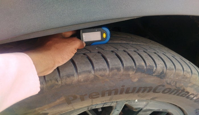 2023 MG GLOSTER BLACKSTORM 7 STR 4X4 TWIN TURBO 2.0, Diesel, Automatic, 60,520 km, tyre