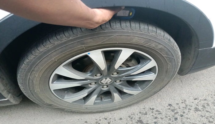 2018 Maruti S Cross ZETA 1.3, Diesel, Manual, 1,45,753 km, tyre