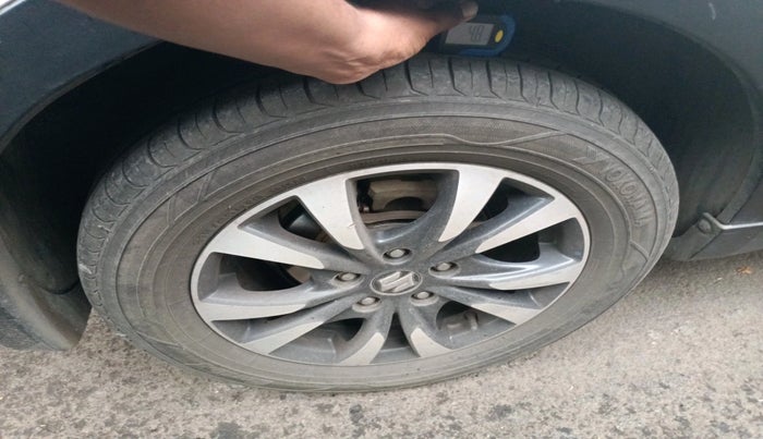 2018 Maruti S Cross ZETA 1.3, Diesel, Manual, 1,45,753 km, tyre