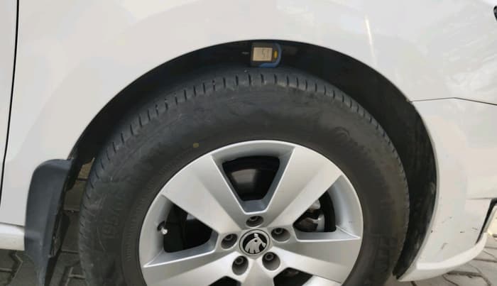 2018 Skoda Rapid AMBITION 1.5 TDI, Diesel, Manual, 1,13,329 km, tyre