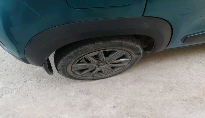 2021 Renault Kwid CLIMBER 1.0 AMT (O), Petrol, Automatic, 33,181 km, tyre