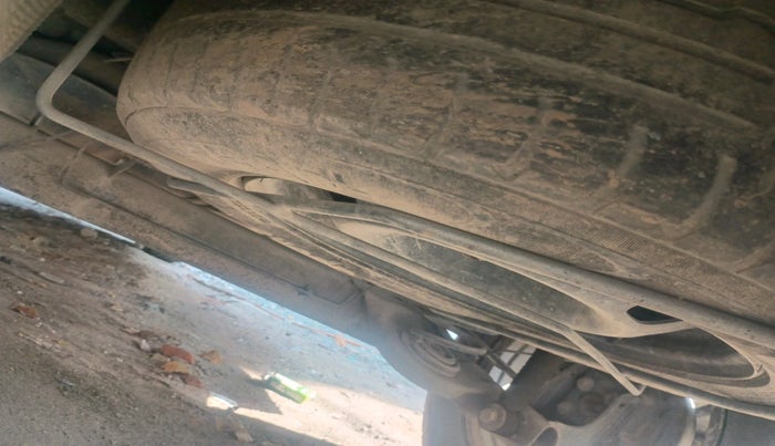 2016 Renault Duster 85 PS RXZ DIESEL, Diesel, Manual, 1,24,117 km, tyre