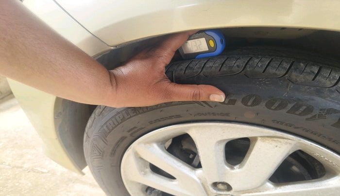 2015 Honda Mobilio 1.5L I-DTEC V, Diesel, Manual, 63,437 km, tyre