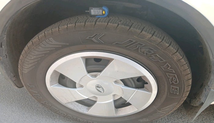 2019 Mahindra XUV500 W7, Diesel, Manual, 83,559 km, tyre