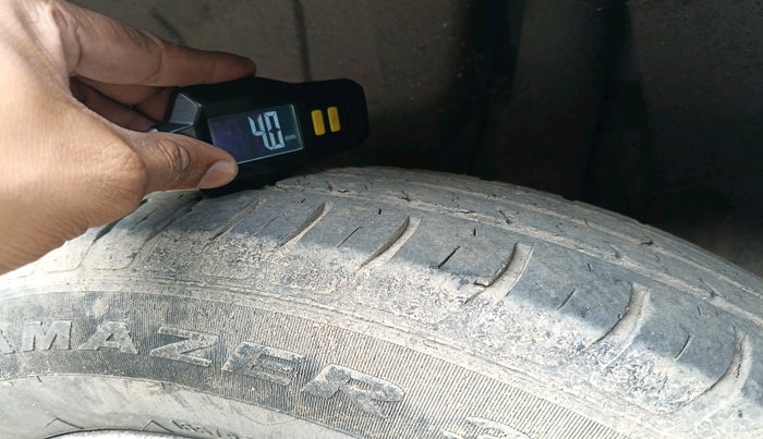 2020 Maruti Swift LXI, Petrol, Manual, 37,249 km, tyre