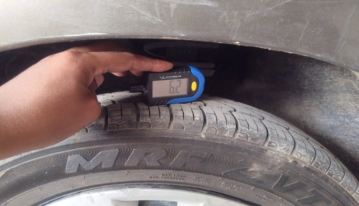 2014 Maruti Wagon R 1.0 LXI CNG, CNG, Manual, 75,665 km, tyre