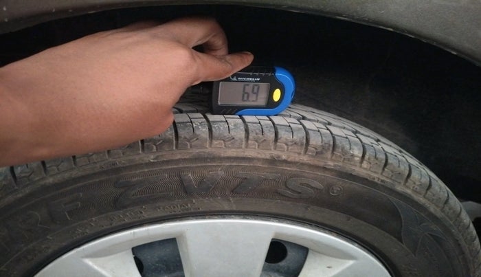 2014 Maruti Wagon R 1.0 LXI CNG, CNG, Manual, 75,665 km, tyre