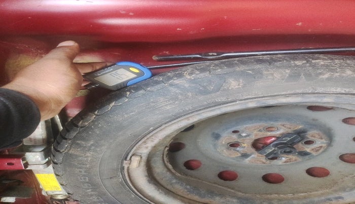 2012 Hyundai Eon MAGNA, Petrol, Manual, 57,144 km, tyre