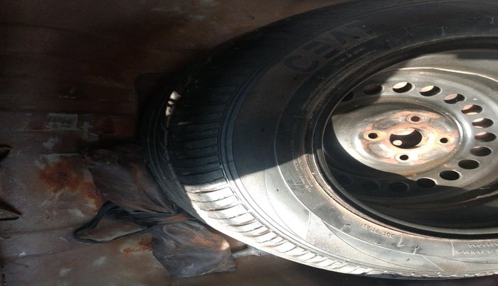 2012 Honda City 1.5L I-VTEC V AT, Petrol, Automatic, 1,45,966 km, tyre