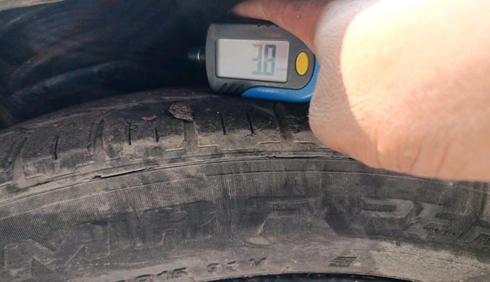 2015 Skoda Rapid AMBITION 1.5 TDI, Diesel, Manual, 1,24,947 km, tyre