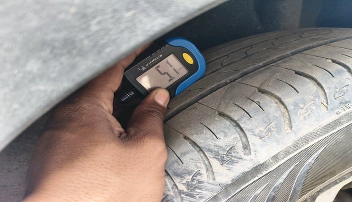 2023 KIA CARENS LUXURY PLUS IMT 1.5 DIESEL IMT, Diesel, Manual, 22,340 km, tyre