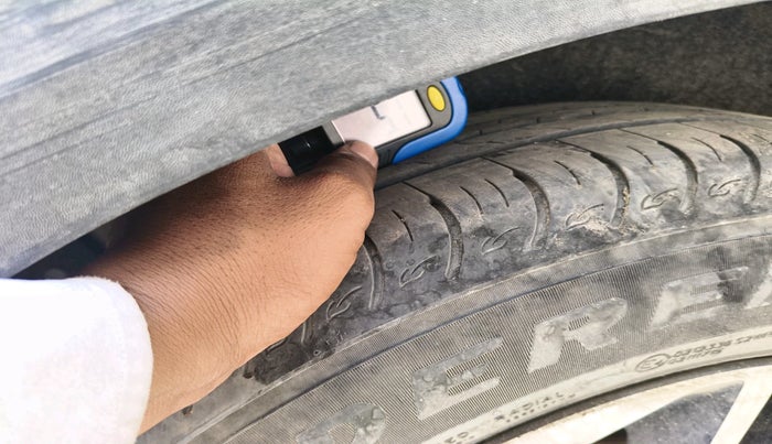 2023 KIA CARENS LUXURY PLUS IMT 1.5 DIESEL IMT, Diesel, Manual, 22,340 km, tyre