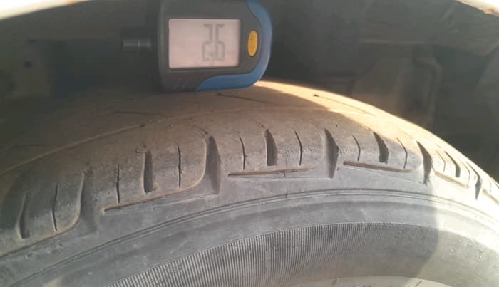 2012 Hyundai Eon MAGNA, Petrol, Manual, 91,809 km, tyre