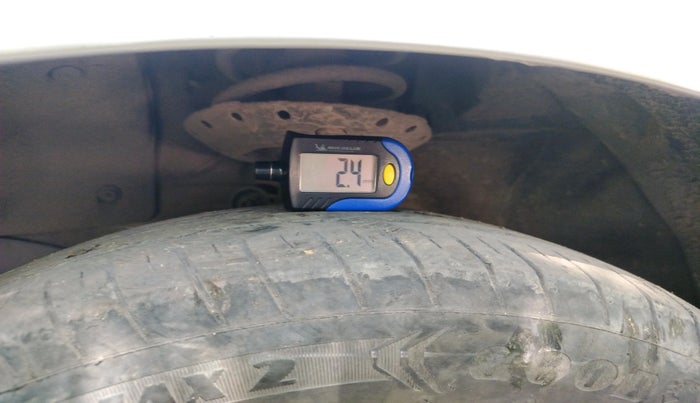 2012 Honda Brio E MT, Petrol, Manual, 61,036 km, tyre