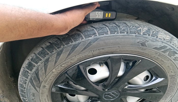 2022 Maruti Swift LXI, Petrol, Manual, 36,094 km, tyre