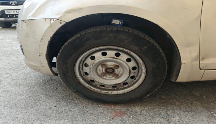 2009 Maruti Swift Dzire LXI 1.3, CNG, Manual, 1,67,372 km, tyre