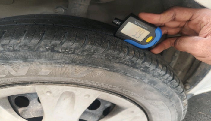 2016 Honda Amaze 1.2L I-VTEC S, Petrol, Manual, 1,17,634 km, tyre