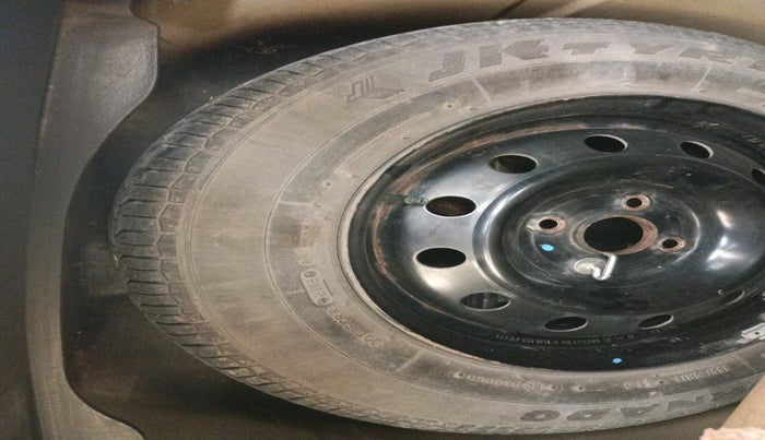 2012 Maruti Swift Dzire VXI, Petrol, Manual, 45,383 km, tyre