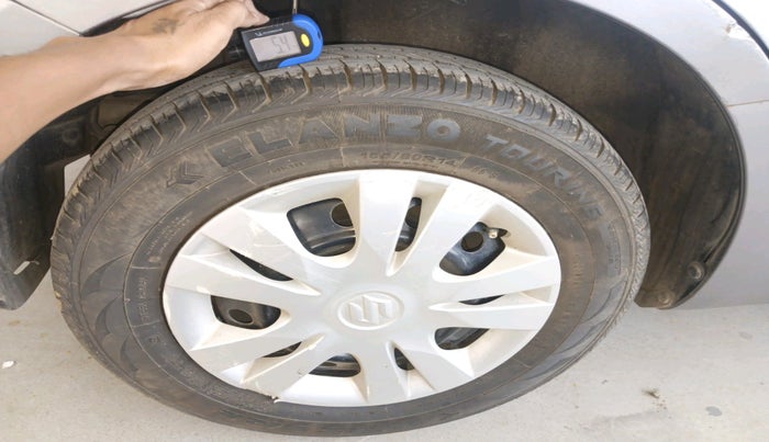 2012 Maruti Swift Dzire VXI, Petrol, Manual, 45,383 km, tyre