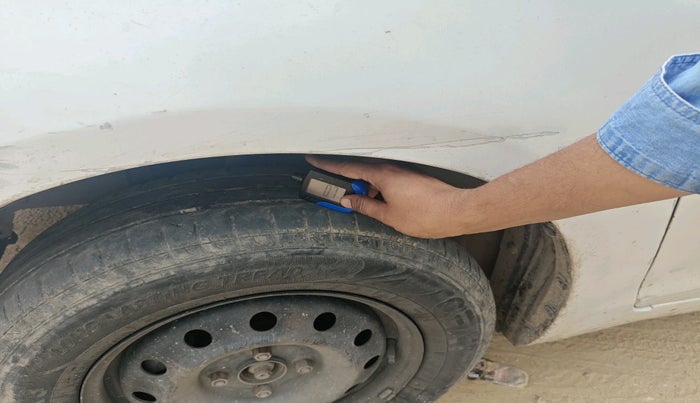 2014 Maruti Swift Dzire VXI, Petrol, Manual, 1,69,435 km, tyre