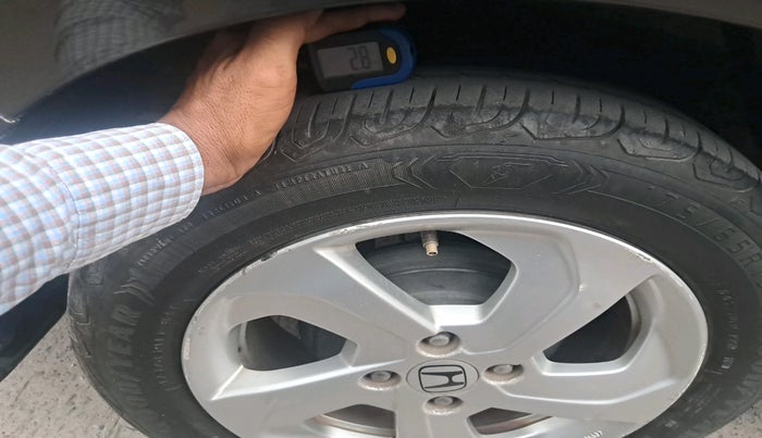 2014 Honda City 1.5L I-VTEC V MT, Petrol, Manual, 75,304 km, tyre