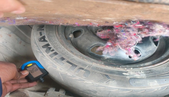 2017 Maruti Alto K10 VXI, Petrol, Manual, 91,532 km, tyre