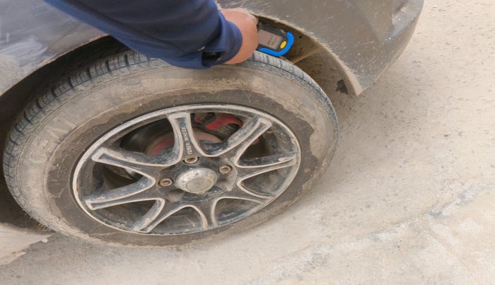 2017 Maruti Alto K10 VXI, Petrol, Manual, 91,532 km, tyre