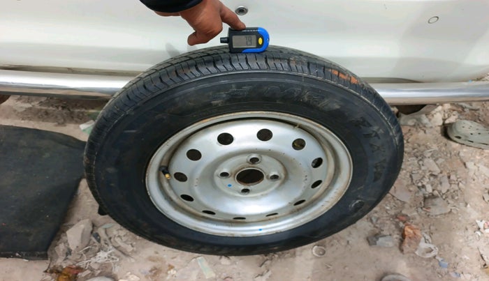 2019 Maruti Swift Dzire TOUR S-CNG, CNG, Manual, 62,203 km, tyre