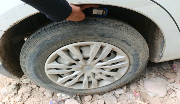 2019 Maruti Swift Dzire TOUR S-CNG, CNG, Manual, 62,203 km, tyre