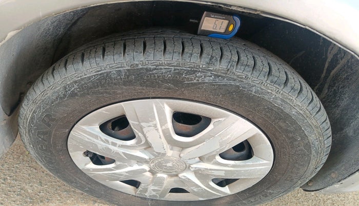 2011 Skoda Fabia AMBITION 1.2 MPI, Petrol, Manual, 25,263 km, tyre