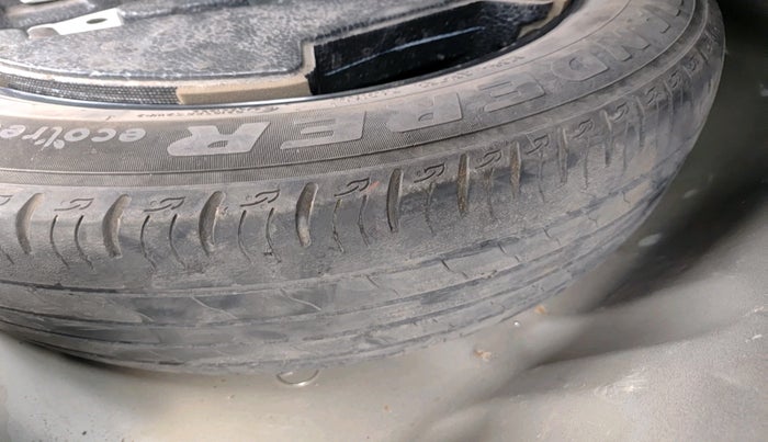 2021 Maruti Vitara Brezza VXI, Petrol, Manual, 59,401 km, tyre