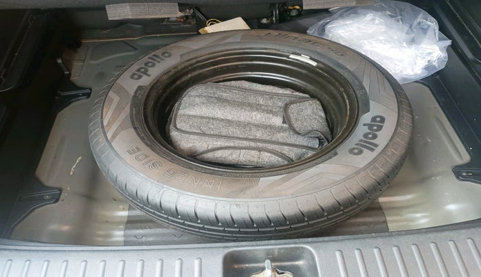 2021 Hyundai Creta SX (O) 1.4 TURBO DCT, Petrol, Automatic, 96,977 km, tyre