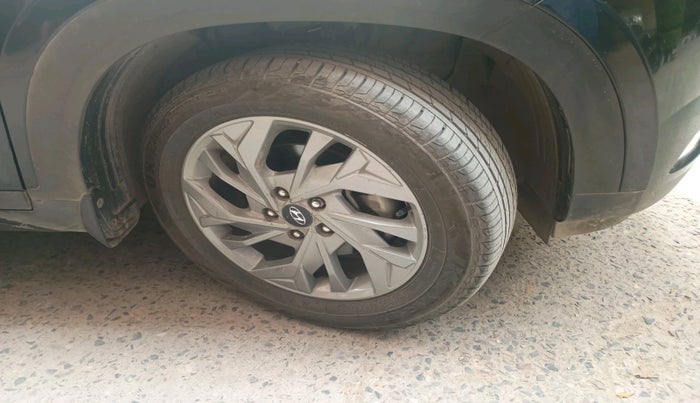 2021 Hyundai Creta SX (O) 1.4 TURBO DCT, Petrol, Automatic, 96,977 km, tyre