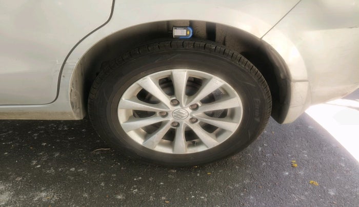 2015 Maruti Ertiga ZXI, Petrol, Manual, 39,958 km, tyre