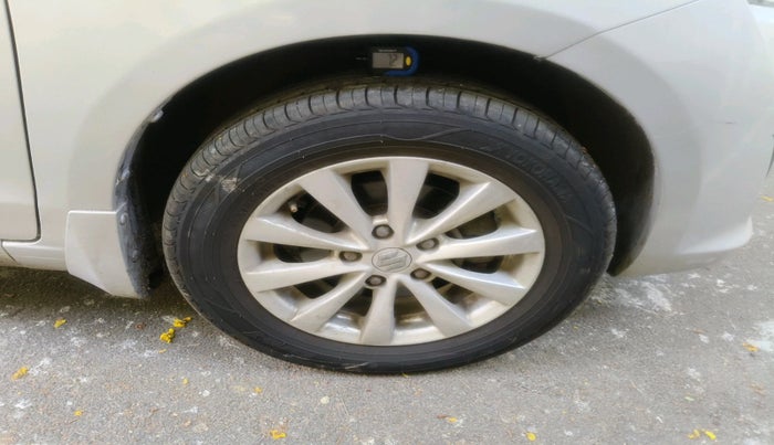 2015 Maruti Ertiga ZXI, Petrol, Manual, 39,958 km, tyre