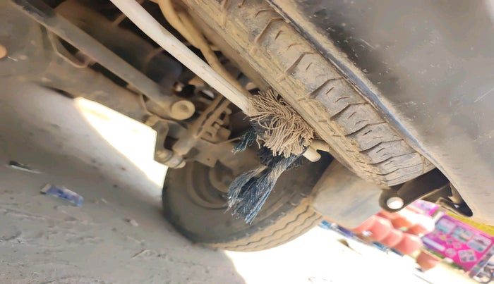 2019 Maruti Eeco 5 STR WITH A/C+HTR CNG, Petrol, Manual, 87,561 km, tyre