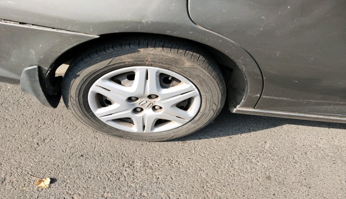 2006 Honda City 1.5L EXI, Petrol, Manual, 1,20,997 km, tyre