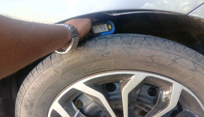 2017 Maruti Celerio VXI, Petrol, Manual, 84,644 km, tyre