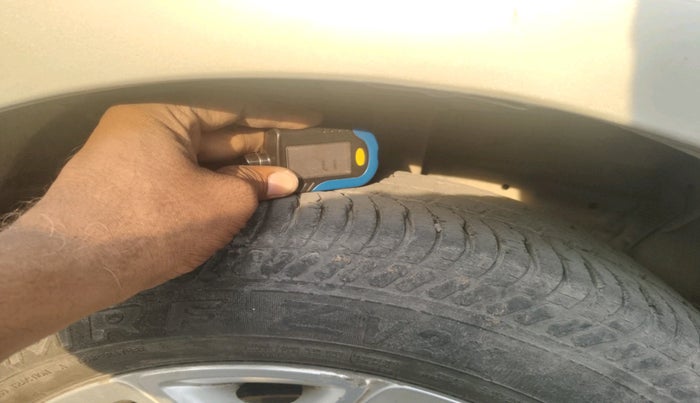 2013 Ford Ecosport TITANIUM 1.5L DIESEL, Diesel, Manual, 1,02,787 km, tyre