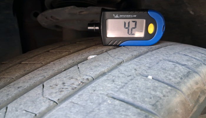 2021 Volkswagen TAIGUN TOPLINE 1.0 TSI MT, Petrol, Manual, 65,098 km, tyre