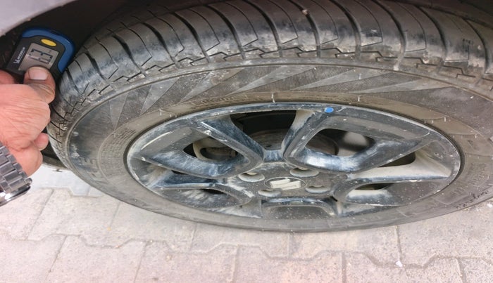 2018 Maruti IGNIS ZETA 1.2 AMT, Petrol, Automatic, 45,349 km, tyre