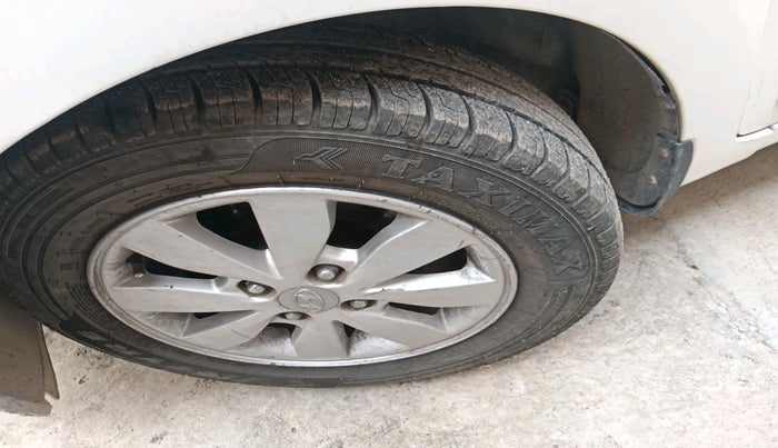 2015 Hyundai Xcent S 1.1 CRDI (O), Diesel, Manual, 91,806 km, tyre