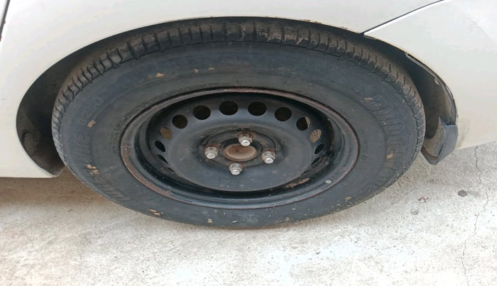 2015 Hyundai Xcent S 1.1 CRDI (O), Diesel, Manual, 91,806 km, tyre