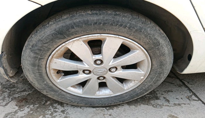 2015 Hyundai Xcent S 1.1 CRDI (O), Diesel, Manual, 91,806 km, tyre