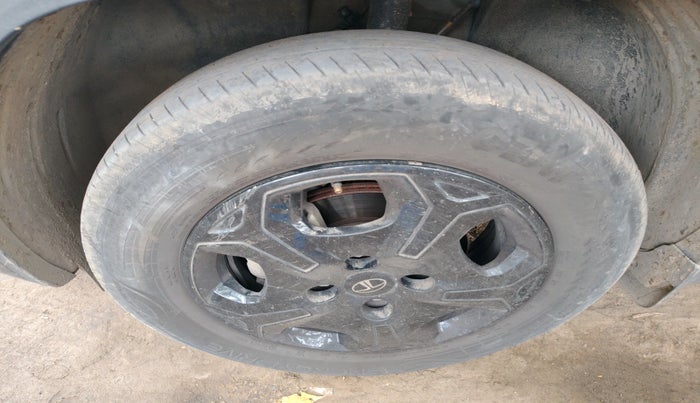 2024 Tata PUNCH Accomplished Plus iCNG, CNG, Manual, 71,772 km, tyre