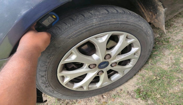 2012 Ford Figo ZXI 1.4 DIESEL, Diesel, Manual, 93,340 km, tyre