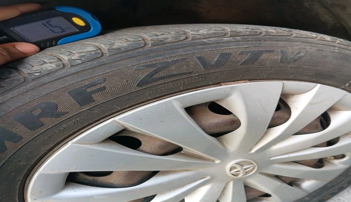 2013 Toyota Etios Liva GD, Diesel, Manual, 70,341 km, tyre