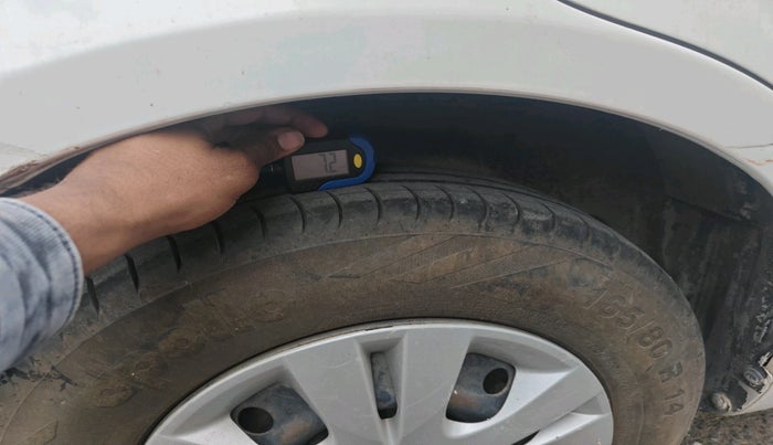 2014 Maruti Swift Dzire VXI, Petrol, Manual, 90,199 km, tyre